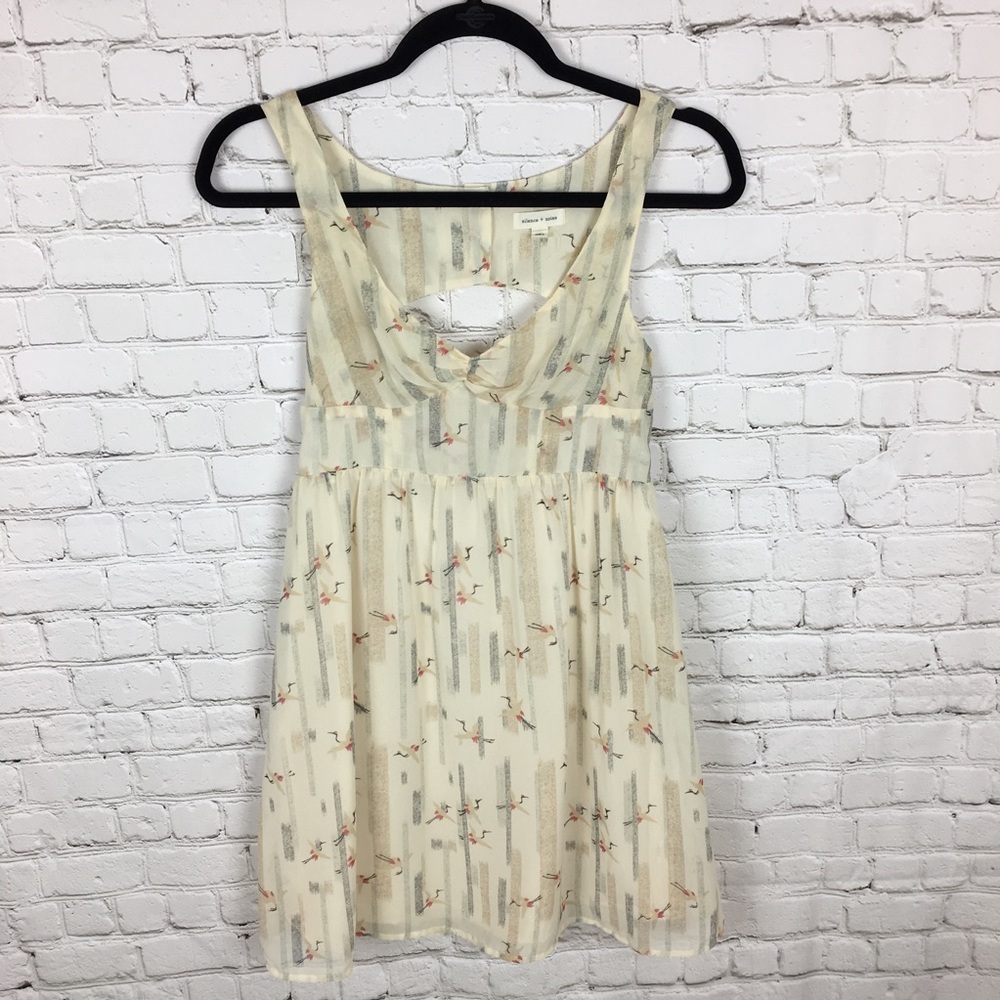 UO’s Silence + Noise Crane Dress Sz XS - Picture 4 of 8
